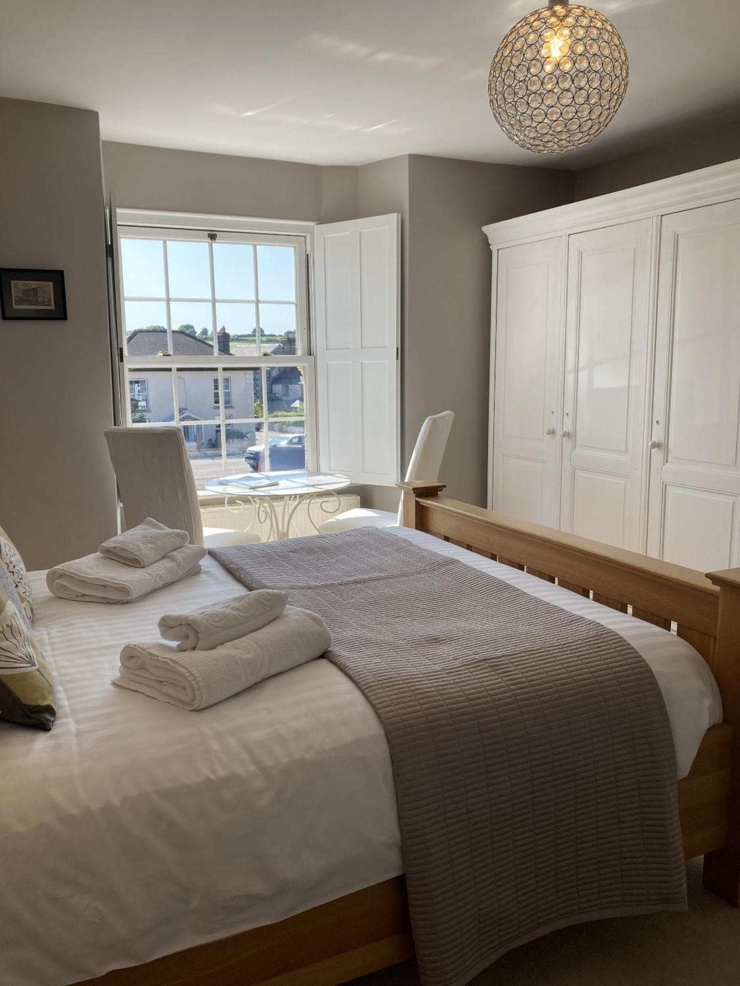 Old Temperance House Bed & Breakfast Saint Keverne Ruang foto